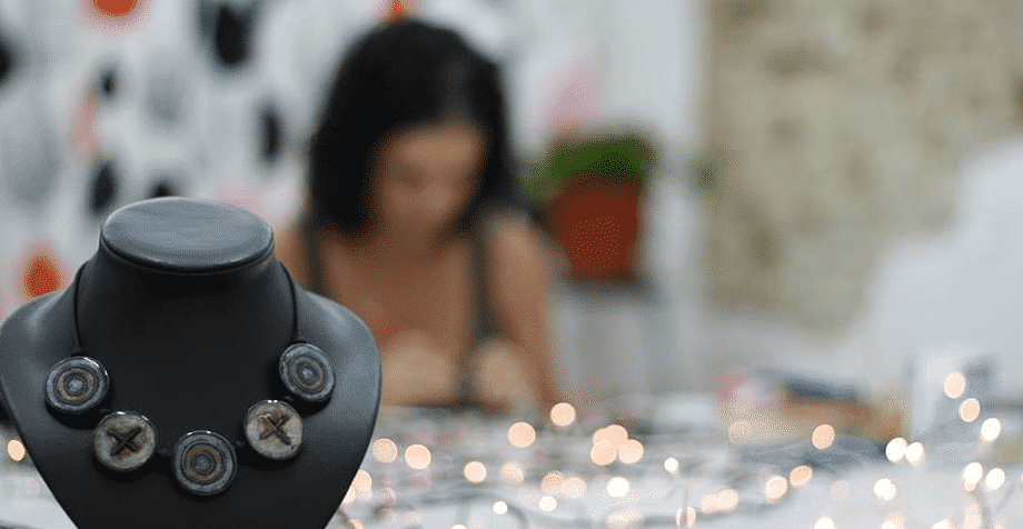 características del contrato en practicas